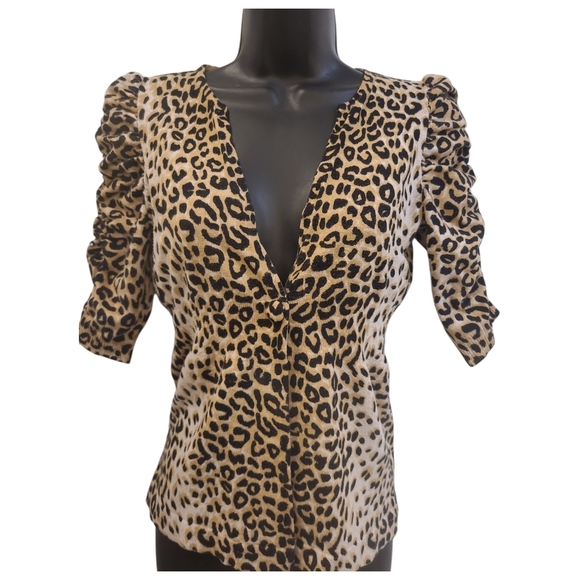 Leopard Print V-Neck Women's Button Down Top Animal Print Medium Puff Sleeve - Picture 1 of 8